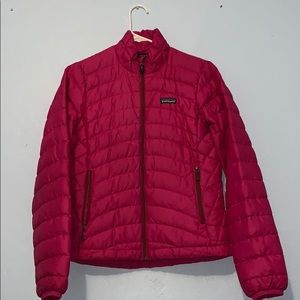 Patagonia puff jacket